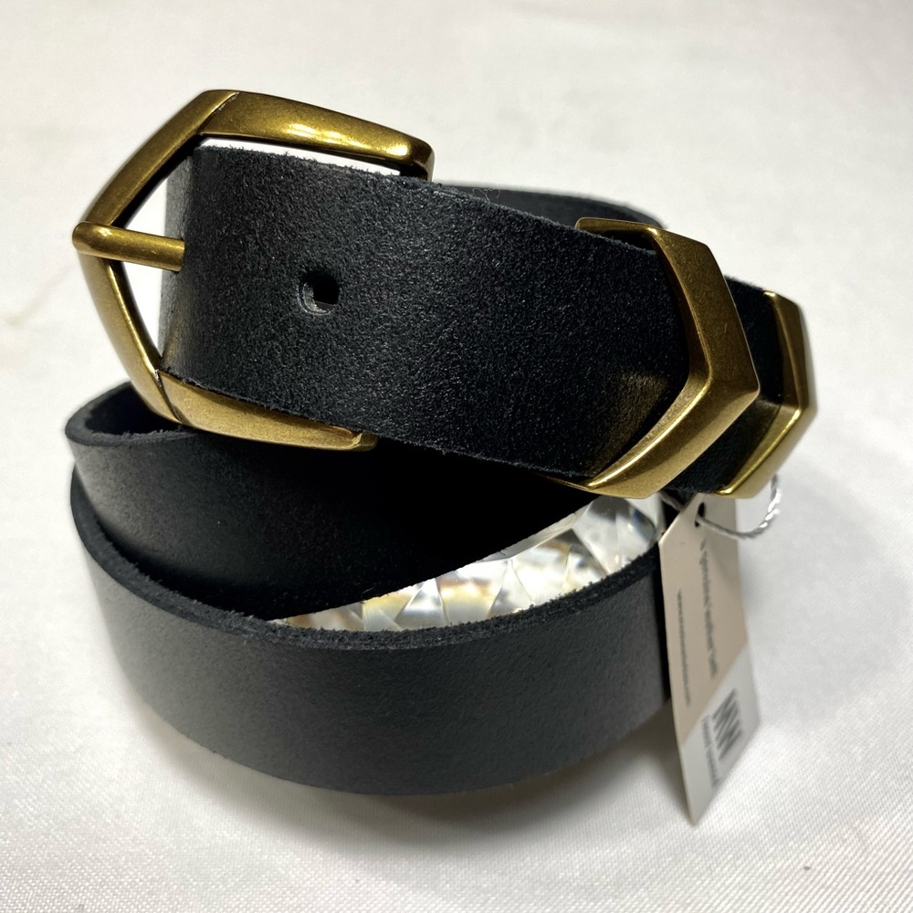 Genuine Leather Black BELT Buckle Pin